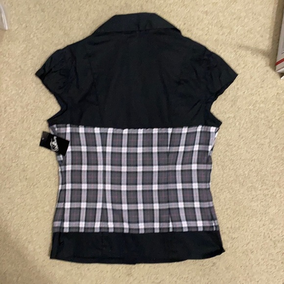 Brand New cute plaid outfit - Picture 5 of 12